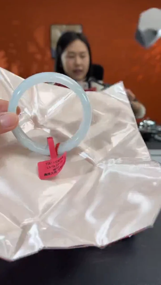 未镶嵌手镯翡翠2        圈口59