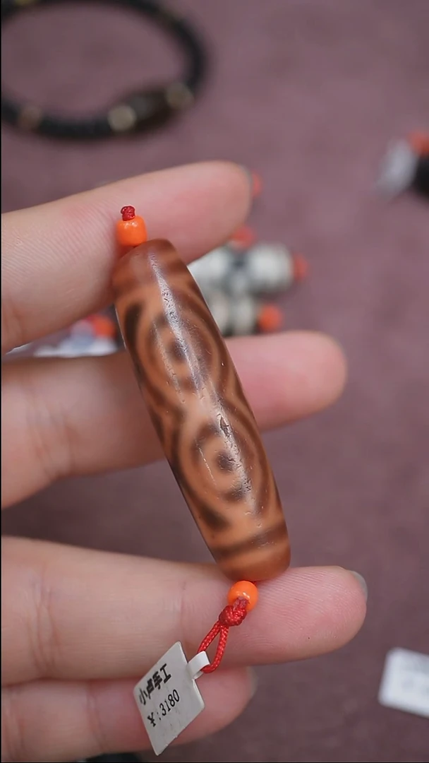 未镶嵌颈饰玛瑙/玉髓蚀花玛瑙珠定制编绳
