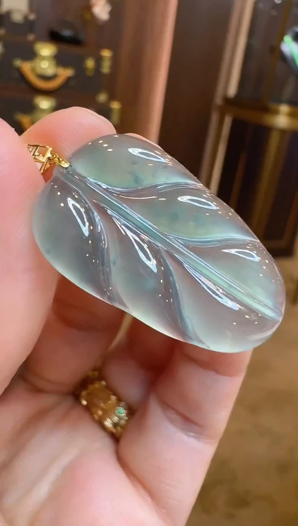 【闪购商品】翡翠吊坠(不含链)18K金镶嵌多样性团购发一件