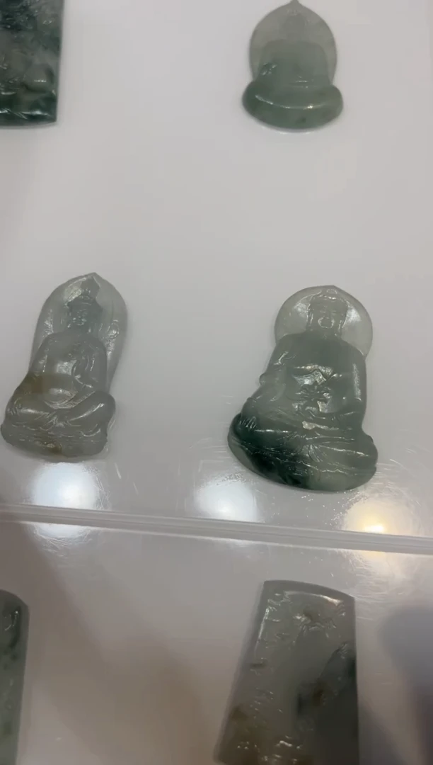 未镶嵌定制翡翠观音