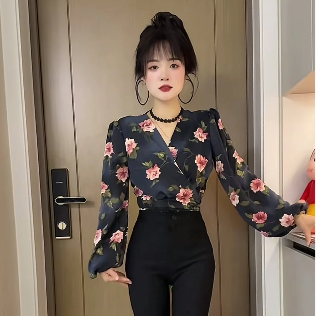 法式性感优雅花色泡泡袖衬衣收腰绑带气质修身显瘦纯欲风长袖上衣