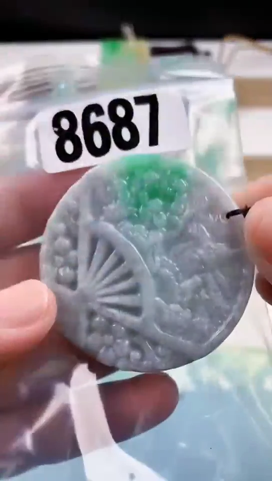 【闪购商品】翡翠挂件未镶嵌天然翡翠吊坠挂件
