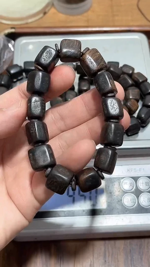 【闪购商品】檀香木精品推荐芽庄瘤疤玉化黑qn30g