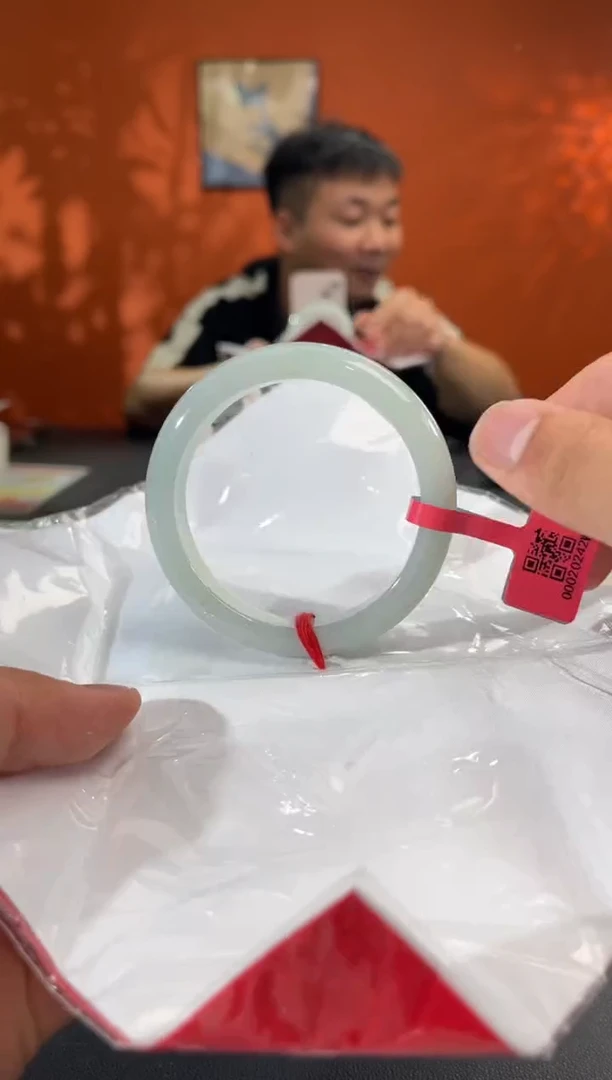 未镶嵌手镯翡翠58