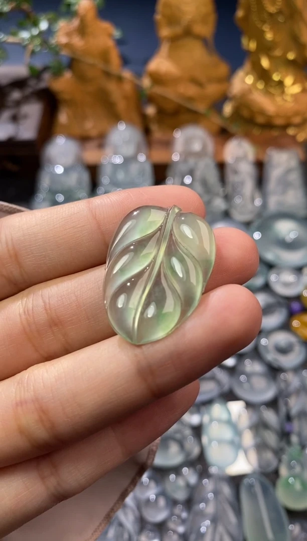 【闪购商品】定制翡翠未镶嵌叶子30*21.7*4.0