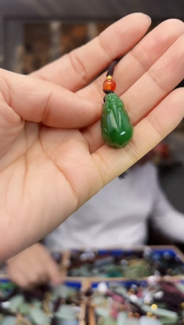 【闪购商品】和田玉挂件未镶嵌拍一发一多样性发货
