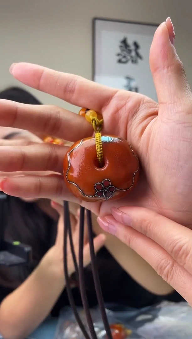 琥珀未镶嵌珠宝奇石T029假一罚十，多样性发一件