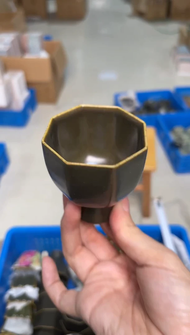 陶瓷茶叶末釉八方高足杯