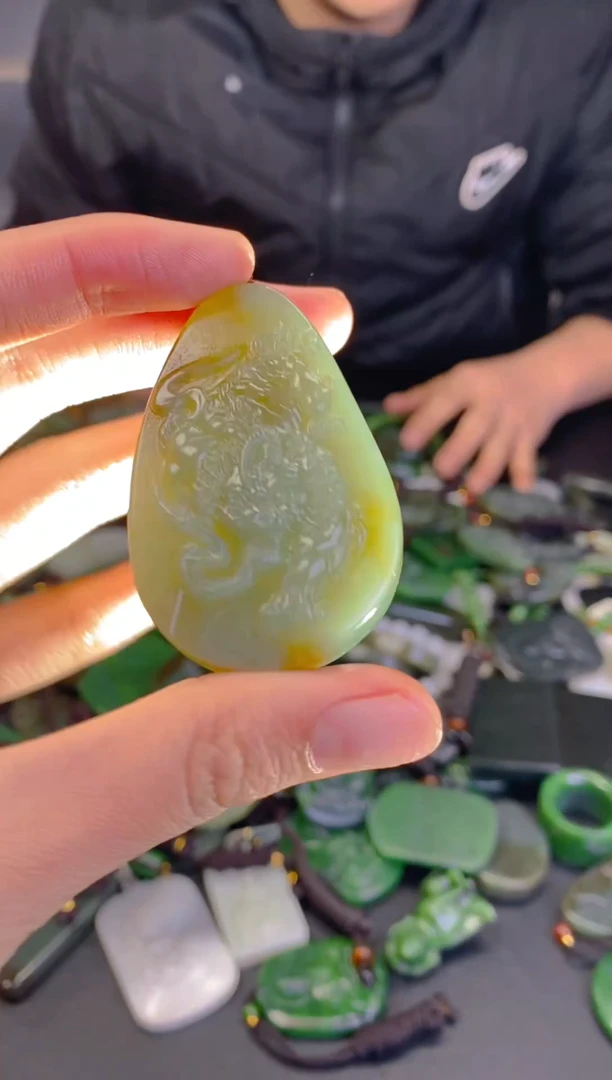 未镶嵌和田玉珠宝半成品1