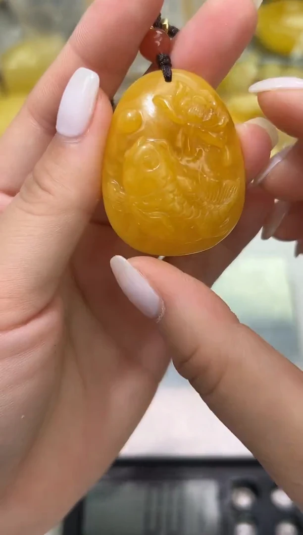 裸石琥珀未镶嵌琥珀蜜蜡吊坠