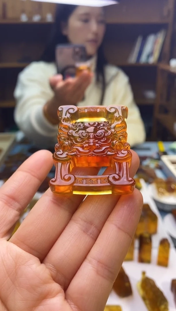 琥珀颈饰未镶嵌SN79-104（经书扣）