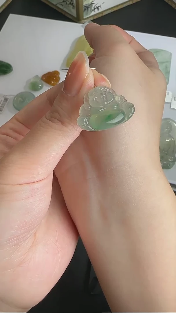 【闪购商品】翡翠颈饰未镶嵌WY0119078