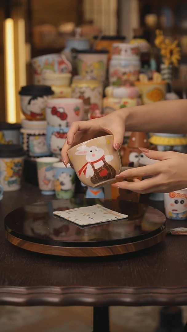 景德镇釉下彩绘设计师款式陶瓷