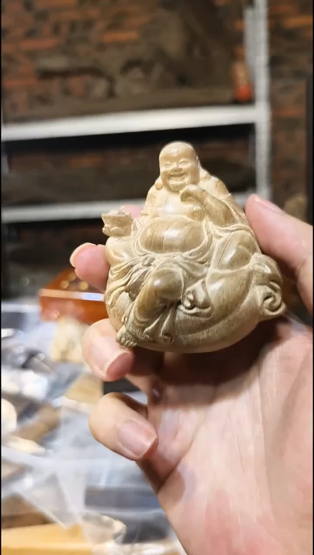 金丝楠       弥勒佛