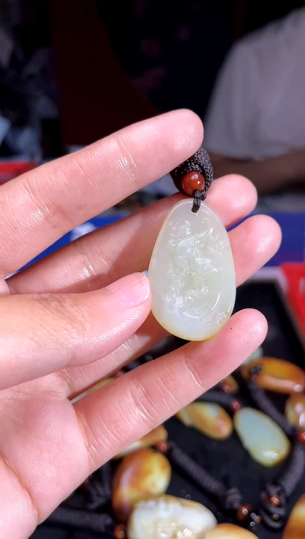 和田玉未镶嵌挂件1