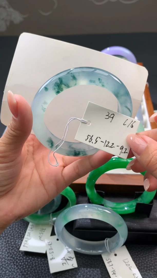 未镶嵌手镯翡翠缅甸翡翠A货（封包价）