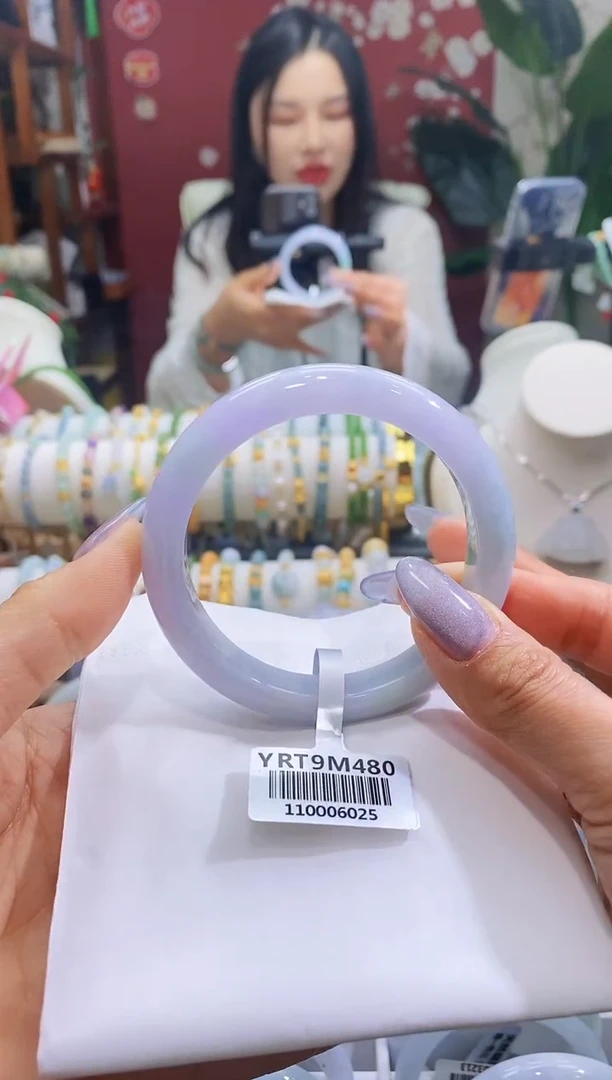 【闪购商品】翡翠手镯未镶嵌1.完美主义慎拍