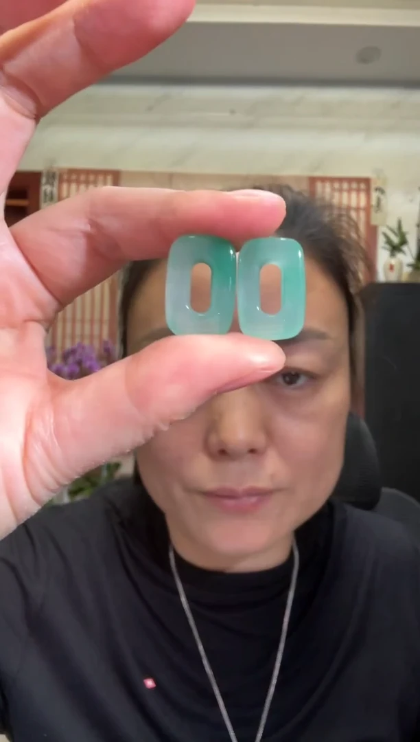 颈饰未镶嵌石英质玉（非洲翠）【多样性发货】00004732