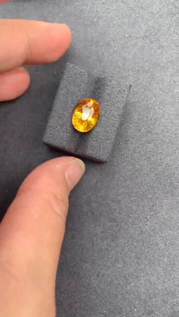 【闪购商品】彩色蓝宝石裸石未镶嵌5.1ct黄蓝宝