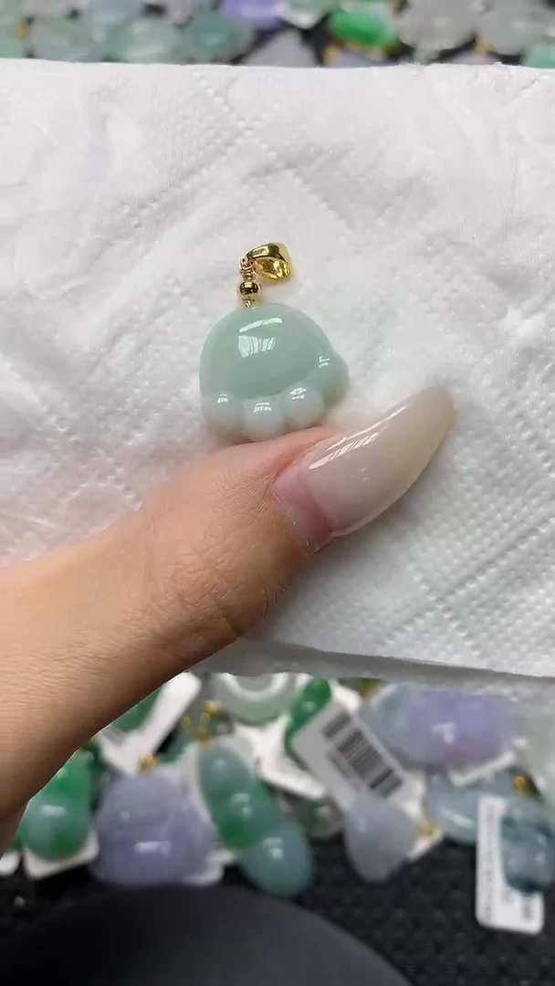 颈饰未镶嵌翡翠11111111111