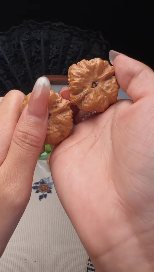 把件文玩核桃拾***?文玩核桃48