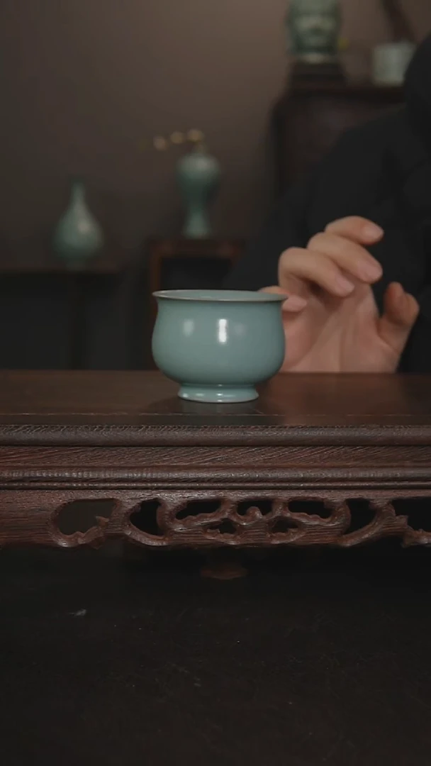 摆件瓷仿古手工玉兰杯