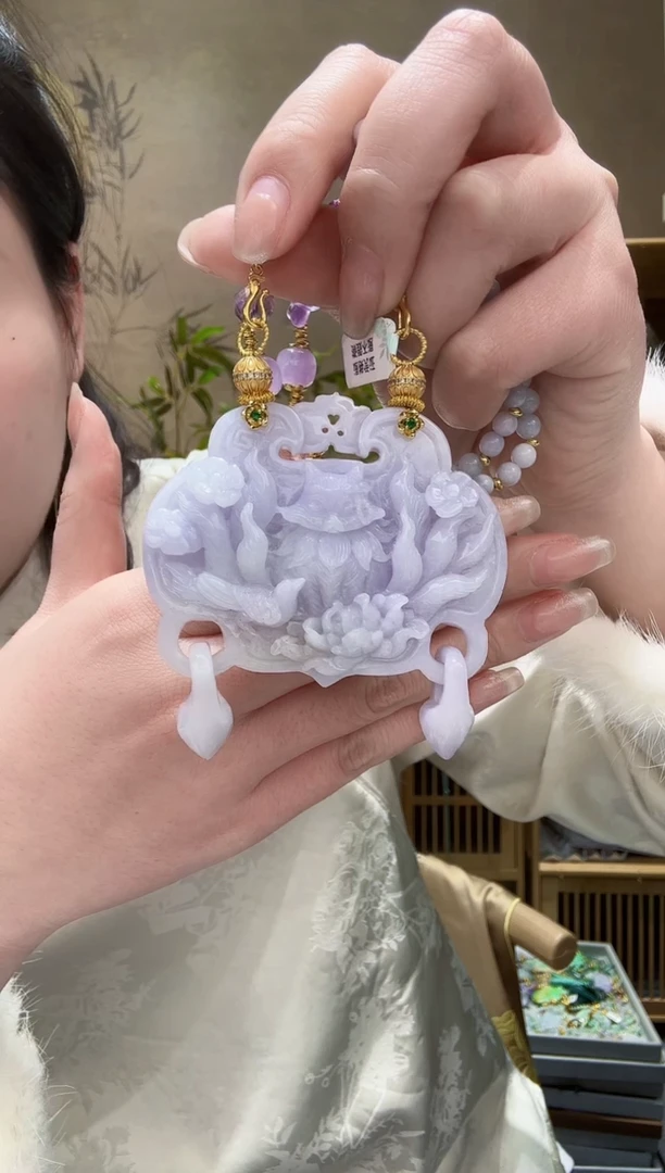 【闪购商品】翡翠颈饰未镶嵌吊坠