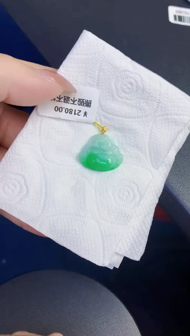 颈饰18K金镶嵌翡翠缅甸天然翡翠A货
