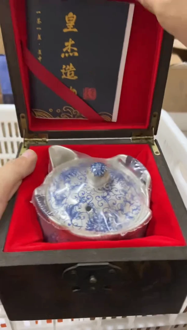 无运费险有瑕疵的摄影的产品有使用过的痕迹有点脏介意勿拍