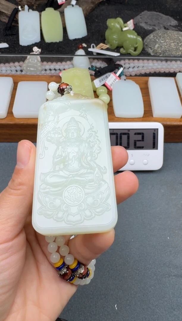 颈饰未镶嵌和田玉2