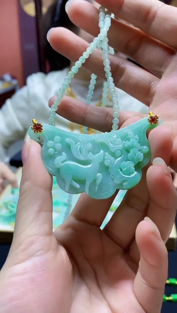 颈饰未镶嵌翡翠翡翠吊坠