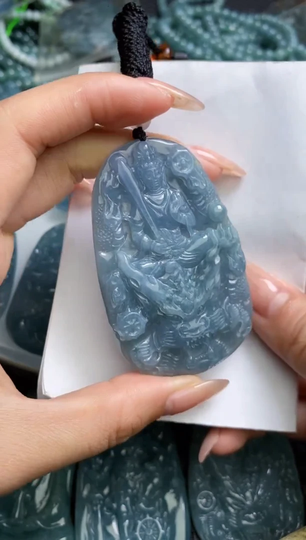 【闪购商品】翡翠颈饰未镶嵌