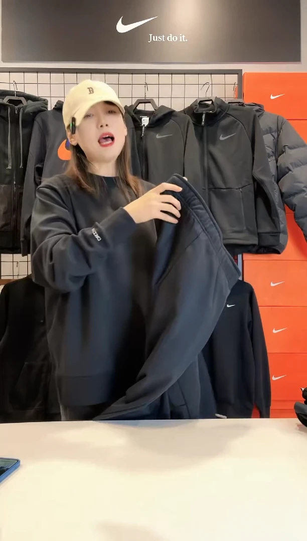 93256 黑加绒束脚长裤 XXL码 160-180斤 不退换