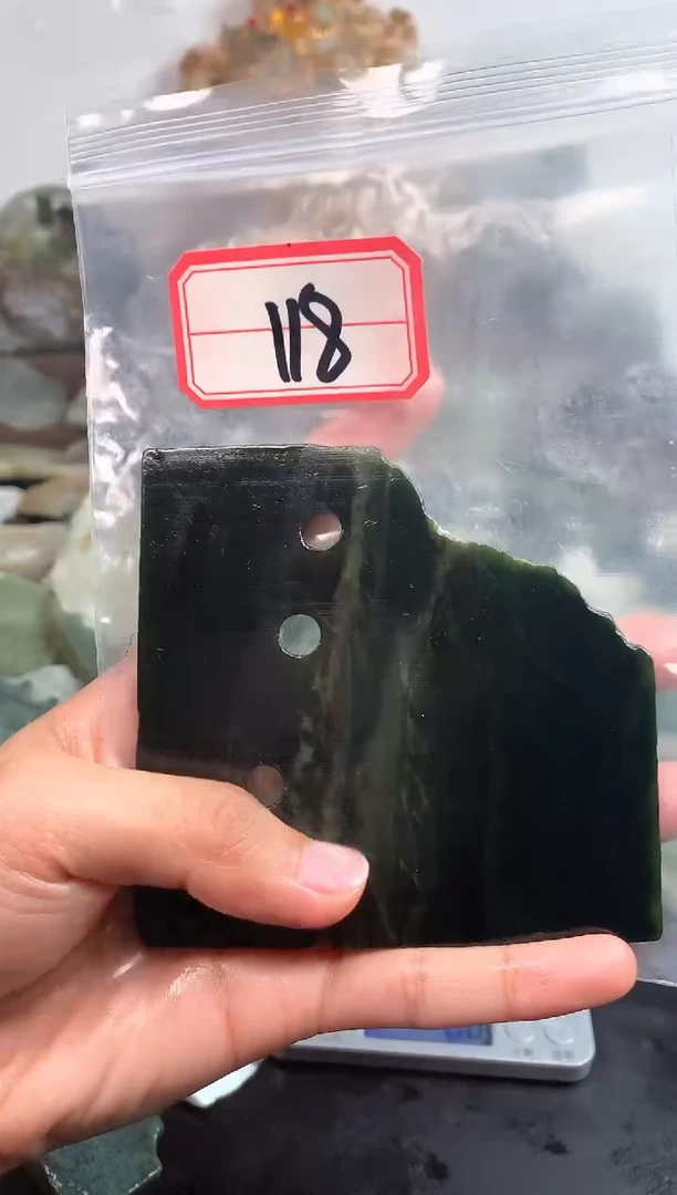 未镶嵌和田玉摆件118