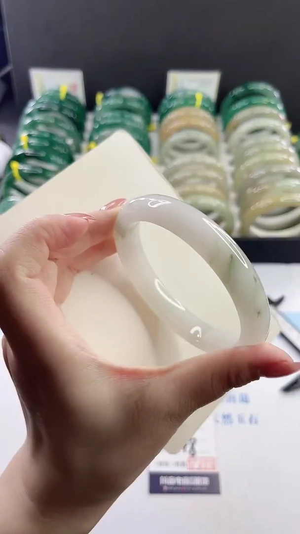 未镶嵌手镯石英质玉多样性发货L47-64