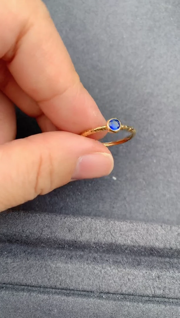 蓝宝石戒指18K金镶嵌0.21ct蓝宝石GD