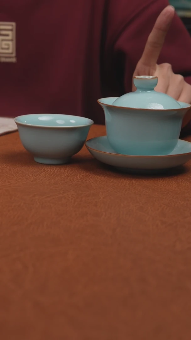 【闪购商品】杯原矿釉天青元宝盖碗送天青支钉压手杯