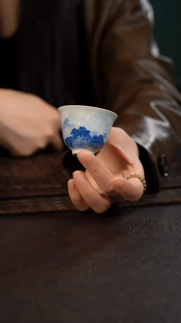 【闪购商品】杯聚澜堂国画山水小铃铛杯T