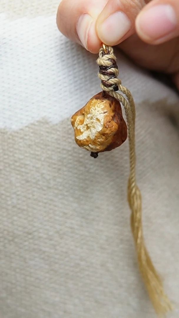 【闪购商品】琥珀裸石未镶嵌原石