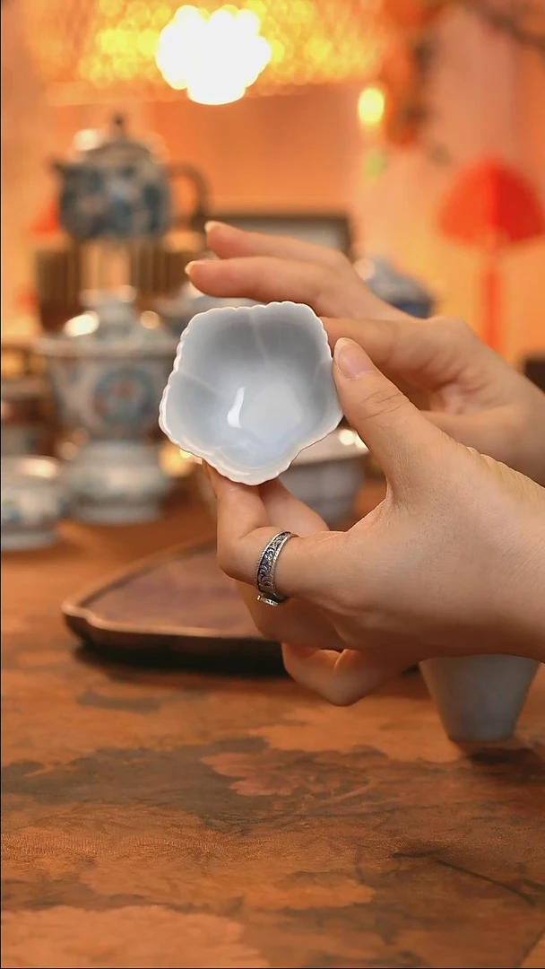 东岳窑木槿紫五瓣葵口杯