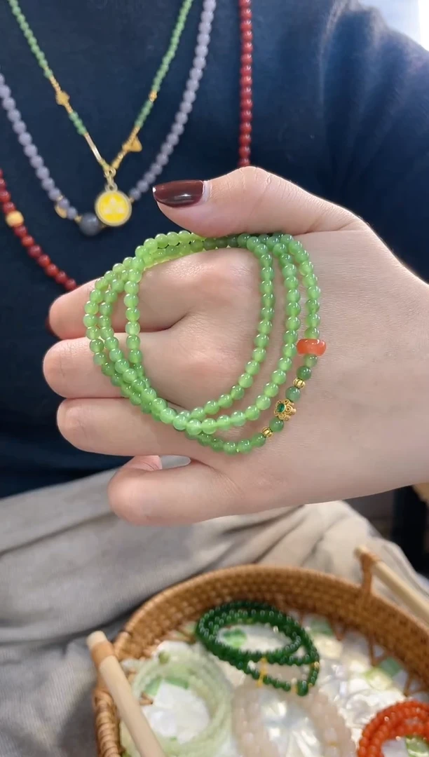 【闪购商品】和田玉三圈18K金镶嵌碧玉