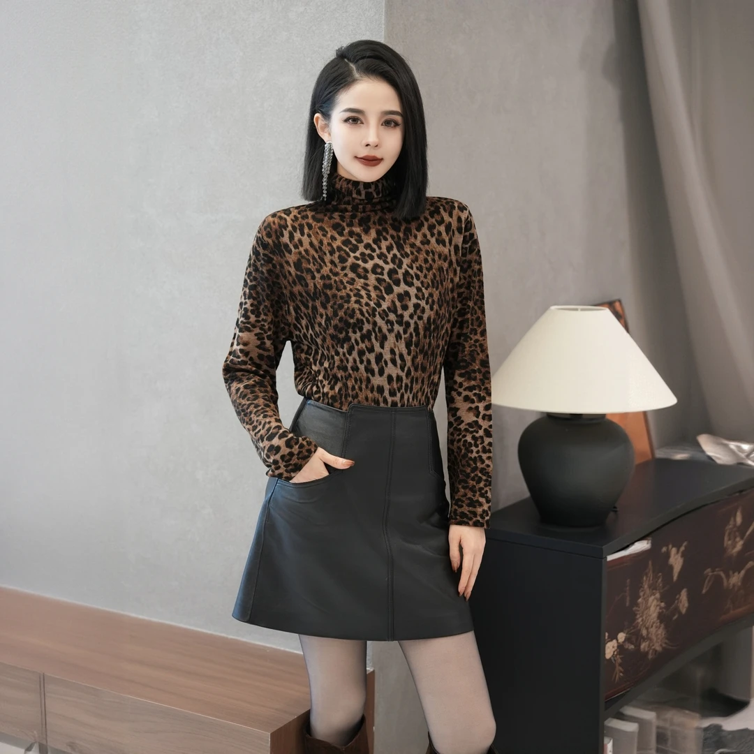 POPULARYW【杉野】气质时尚百搭高级感修身高领豹纹针织衫秋冬上衣