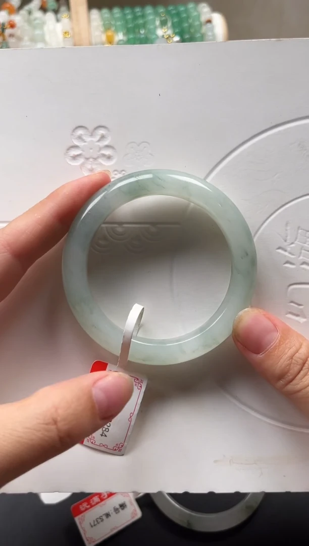 石英质玉手镯未镶嵌NQS284