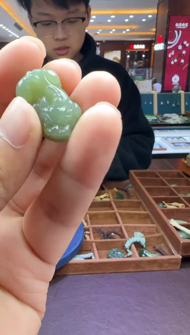 未镶嵌和田玉挂件【陆105】12 7021