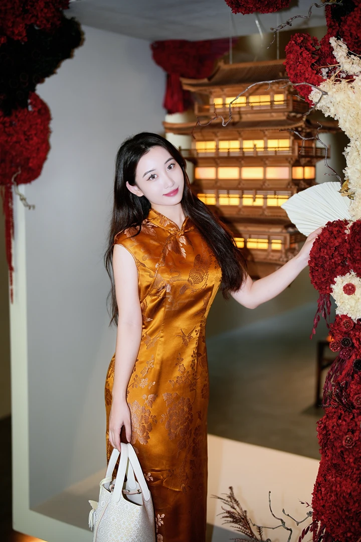 蓝大【琳宸】桑蚕丝新中式无袖连衣裙7852