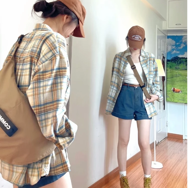 百搭格子洋气短款衬衫女春秋复古显瘦开衫外套女装气质穿搭格纹