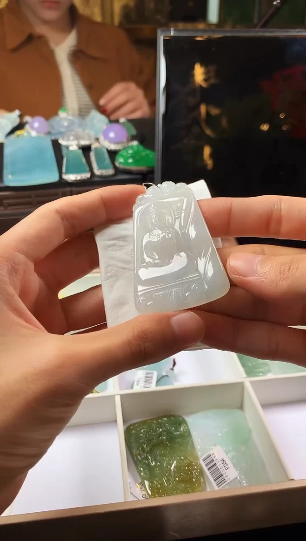 未镶嵌定制翡翠S毛货不退不换