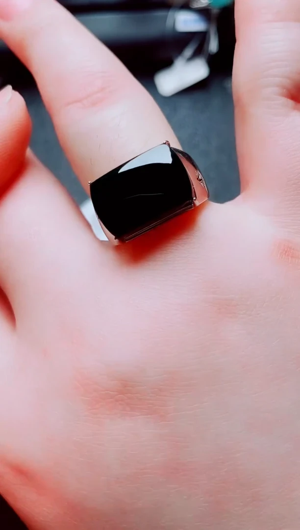 银S925镶嵌戒指翡翠1111