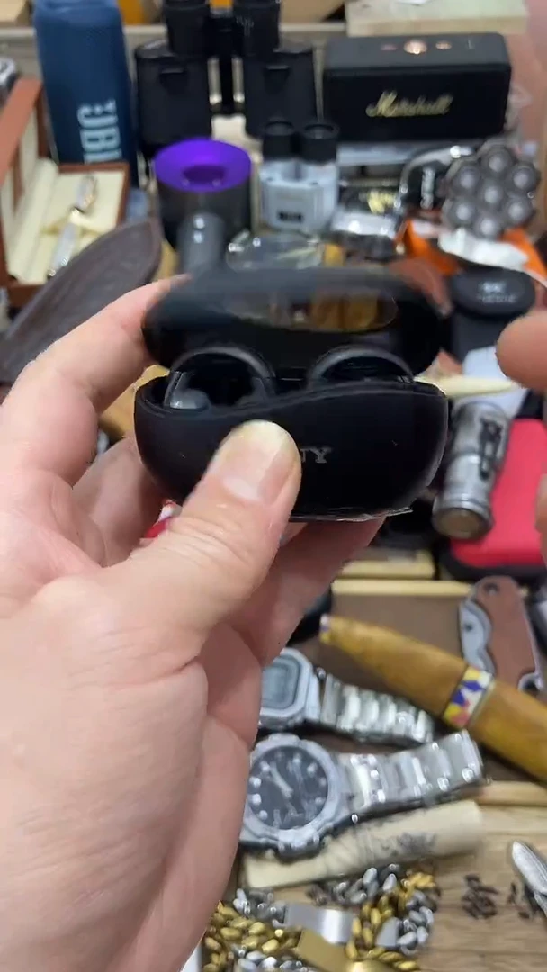 瓷片闪购商品 如图所示