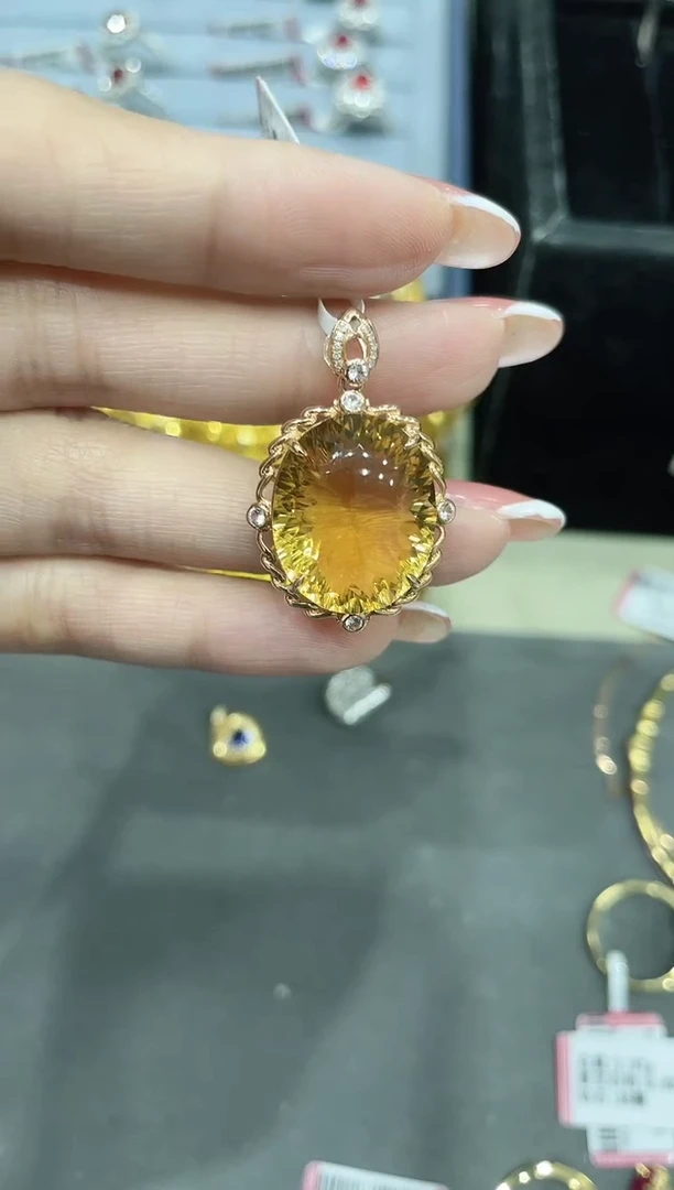 18K金镶嵌吊坠(不含链)黄晶吊坠